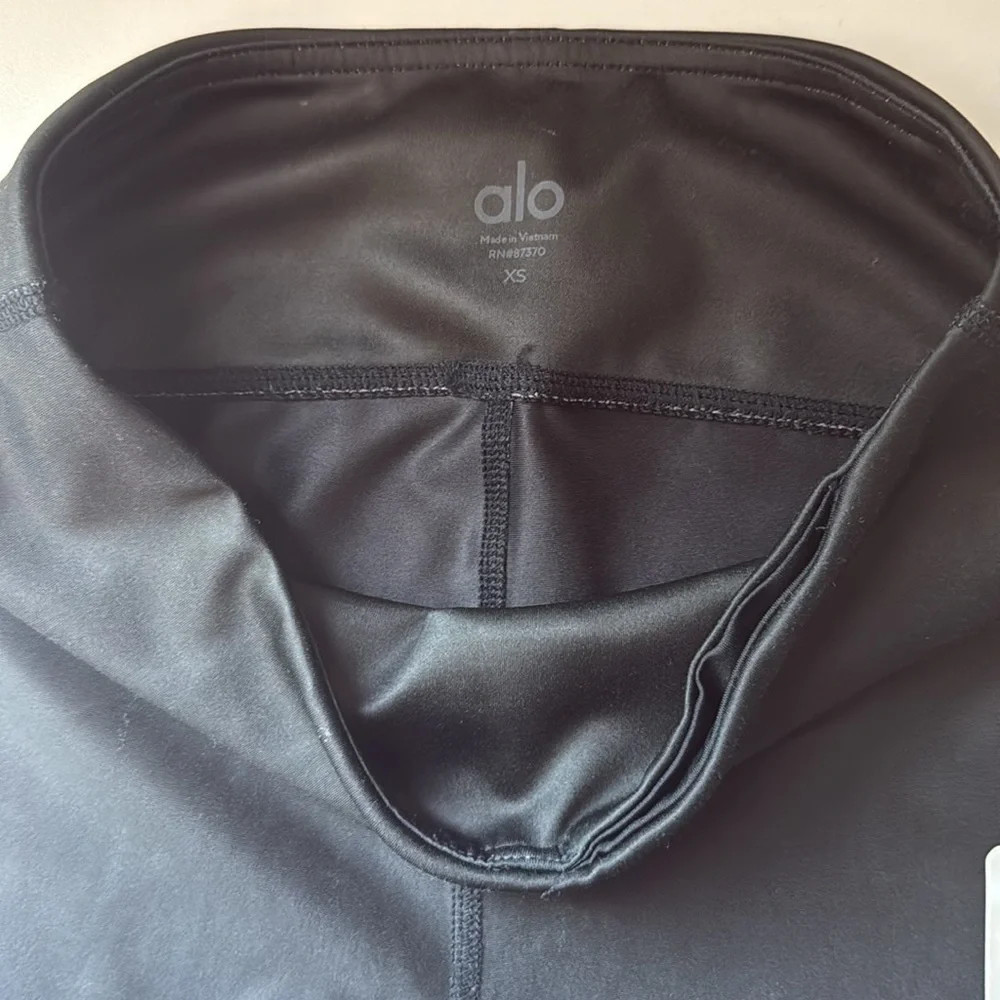 Alo Yoga Airbrush City Lights Leggings